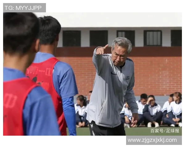 汉字足球明星的璀璨星空与他们背后的故事揭秘